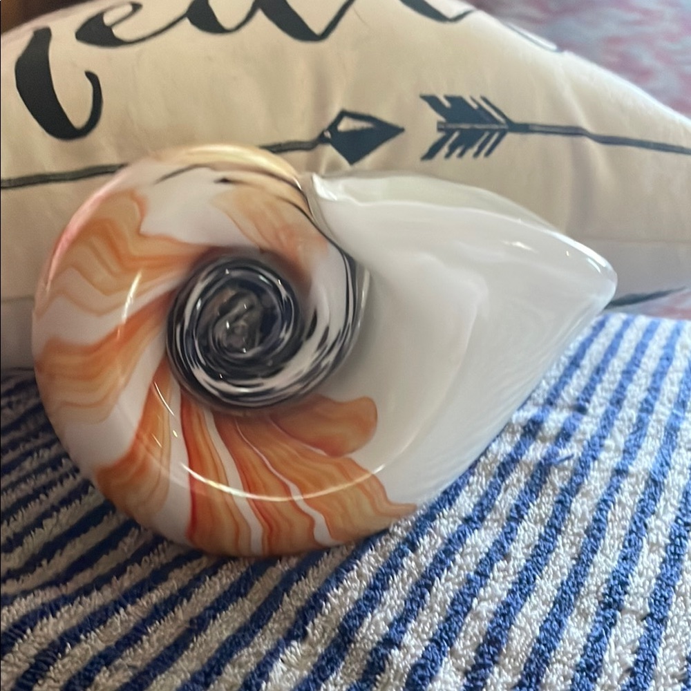 Elegant Swirl Glass Accent in White and Orange
